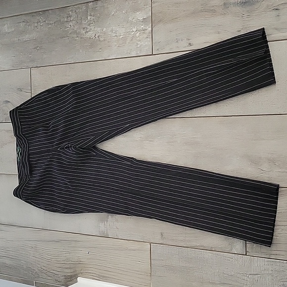 Lauren Ralph Lauren Cameron pin stripe suit in black panties  2 jacket size 4 - Picture 4 of 10